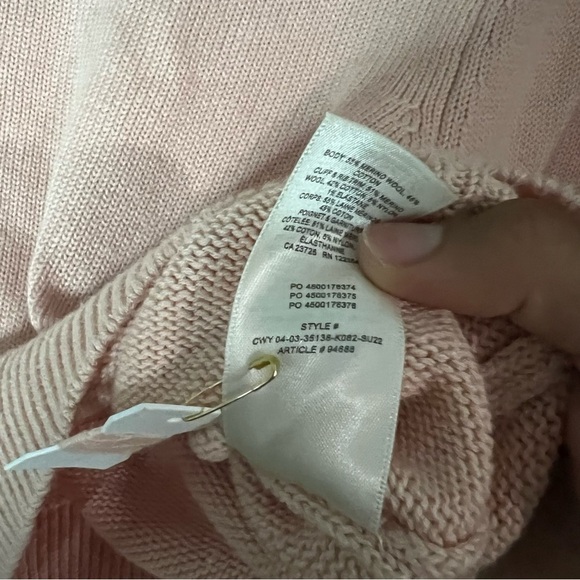ARITZIA Wilfred seabrook sweater in coral blush size xsmall - Picture 3 of 8